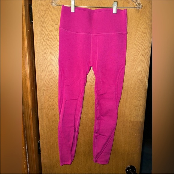2 for 1 Fabletics Powerhold leggings - Picture 7 of 7